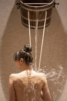 Ochladzovací bazén a ľadové vedro